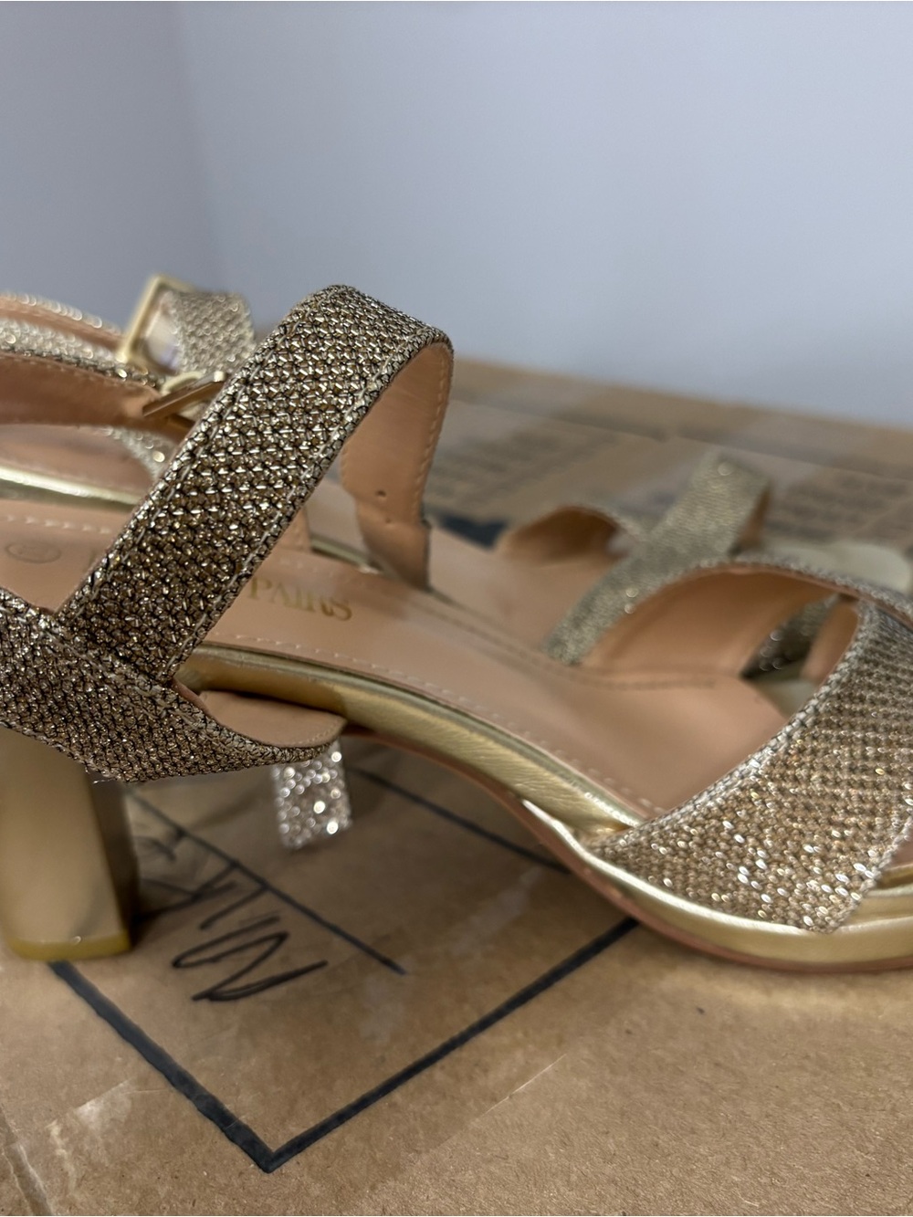 Dream Pairs Gold Glitter Block Heel Sandals